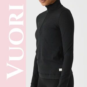 Vuori Halo Essential Half Zip Women’s Black Heather Athleisure Top Size Large